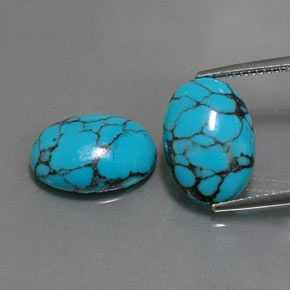 カラットの天然ブルーターコイズ（14.1×10.1 mm・オーバルカット）