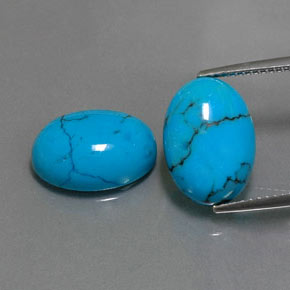 カラットの天然ブルーターコイズ（13.9×10.1 mm・オーバルカット）