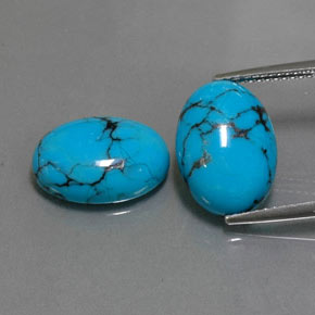 カラットの天然ブルーターコイズ（14.1×10.2 mm・オーバルカット）