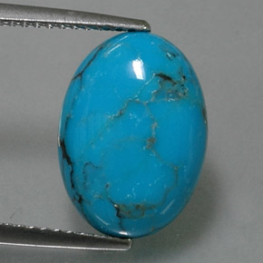 3.95カラットの天然ブルーターコイズ（14.1×10.1 mm・オーバルカット）