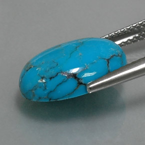 3.95カラットの天然ブルーターコイズ（14.1×10.1 mm・オーバルカット）