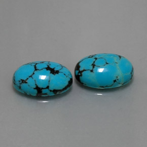 カラットの天然ブルーターコイズ（14×10 mm・オーバルカット）