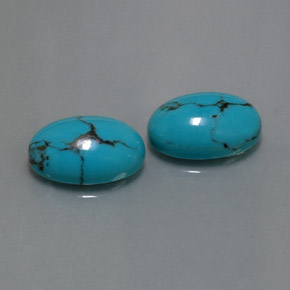 カラットの天然ブルーターコイズ（13.8×9.8 mm・オーバルカット）
