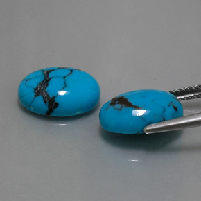カラットの天然ブルーターコイズ（14.1×10.1 mm・オーバルカット）
