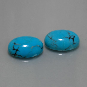 カラットの天然ブルーターコイズ（14.1×10.2 mm・オーバルカット）