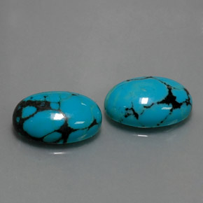 カラットの天然ブルーターコイズ（14.1×10.1 mm・オーバルカット）