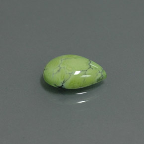 1.75カラットの天然イエローグリーンターコイズ（10.6×7.6 mm・洋梨の形）