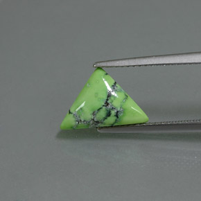 1.54カラットの天然イエローグリーンターコイズ（12.9×8.5 mm・トリリアント）
