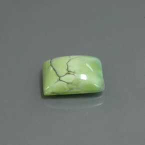 4.75カラットの天然イエローグリーンターコイズ（12.4×10.2 mm・バゲット）