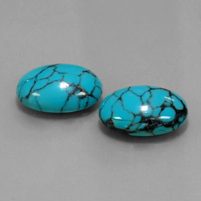 カラットの天然ブルーターコイズ（14.1×10.1 mm・オーバルカット）