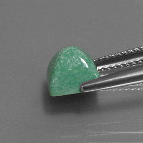 2.05カラットの天然グリーンターコイズ（7.1×6.9 mm・四角）