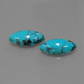 カラットの天然ブルーターコイズ（12×6 mm・マーキス）