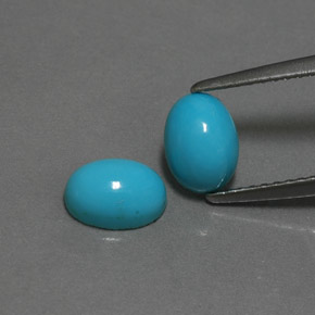 カラットの天然ブルーターコイズ（7.1×5.2 mm・オーバルカット）