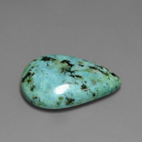 13.34カラットの天然ブルーグリーンターコイズ（22.9×16.1 mm・洋梨の形）