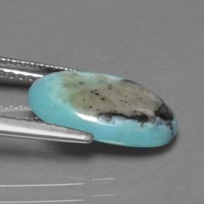 2.72カラットの天然ブルーターコイズ（13.3×9.2 mm・オーバルカット）