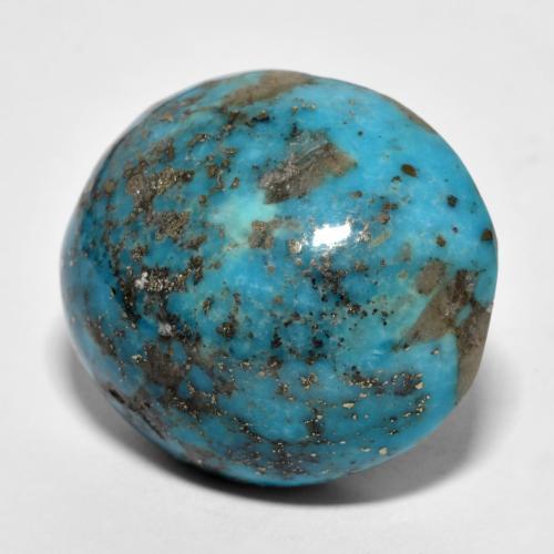 32.76カラットの天然ダークグリーンがかったブルーターコイズ（22.2×19.5 mm・オーバルカット）
