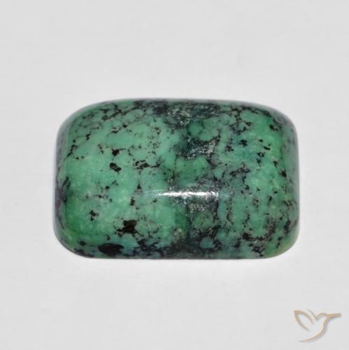 7.83カラットの天然アップルグリーンターコイズ（15.7×11.2 mm・クッションカット）