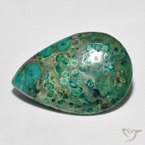 6.76カラットの天然ミディアム青みがかった緑ターコイズ（21.1×14.1 mm・洋梨の形）