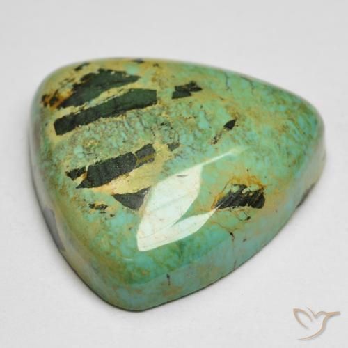 18.87カラットの天然イエローグリーンターコイズ（21.1×20.1 mm・トリリアント）