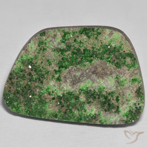 78.55ct 天然 パイングリーン ウバロバイト ガーネットドゥルージー, ファンシー, オペーク