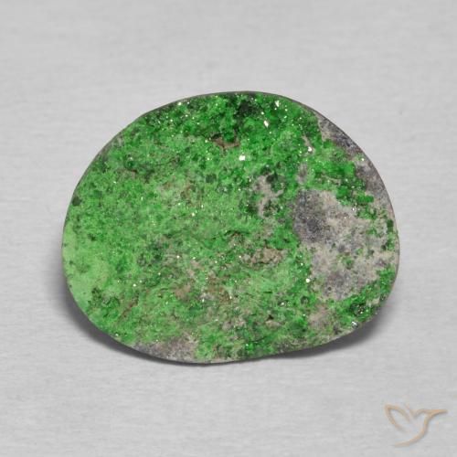 9.94ct 天然 ミディアムグリーン ウバロバイト ガーネットドゥルージー, ファンシー, オペーク