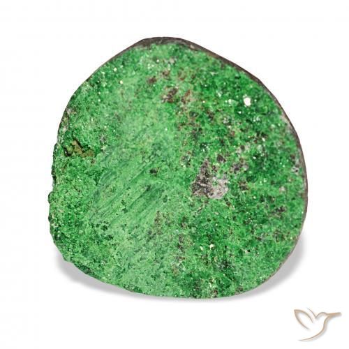 17.46カラットの天然Deep Earthy Greenウバロバイト ガーネットドゥルージー、ファンシーシェイプ、オペーク