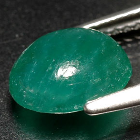 1.98カラットの天然グリーンベルダイト（8.9×7 mm・オーバルカット）