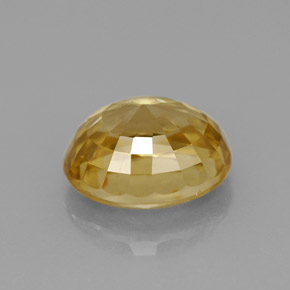 3.95カラットの天然ゴールデンイエロージルコン（9.2×7.6 mm・オーバルカット）
