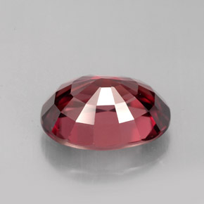 5.40カラットの天然ローズジルコン（10.9×8.6 mm・オーバルカット）