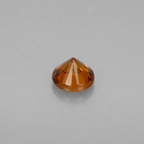 0.60カラットの天然オレンジジルコン（4.61 mm・ラウンドカット）