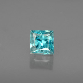0.65カラットの天然ブルージルコン（4.1×4.1 mm・四角）