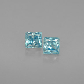 カラットの天然ブルージルコン（3.4×3.3 mm・四角）