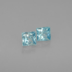 カラットの天然ブルージルコン（3.4×3.3 mm・四角）