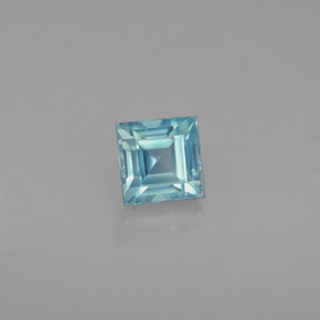 0.84カラットの天然ブルージルコン（4.5×4.4 mm・四角）
