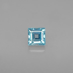 0.76カラットの天然ブルージルコン（4.1×4.1 mm・四角）