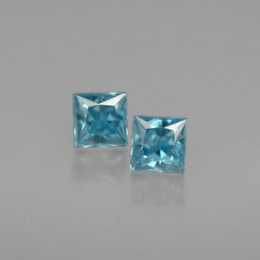 カラットの天然ブルージルコン（3.6×3.6 mm・四角）