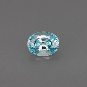 0.82カラットの天然ブルージルコン（5.9×4.6 mm・オーバルカット）