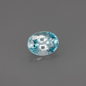 0.82カラットの天然ブルージルコン（5.9×4.6 mm・オーバルカット）