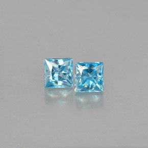 カラットの天然ブルージルコン（3.7×3.6 mm・四角）