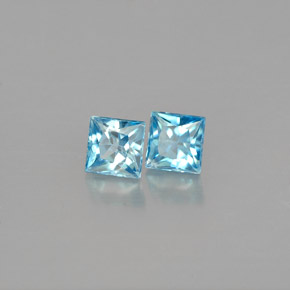 カラットの天然ブルージルコン（3.7×3.6 mm・四角）