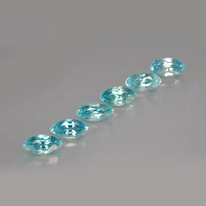カラットの天然ブルージルコン（5.9×2.9 mm・マーキス）