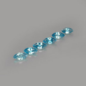 カラットの天然ブルージルコン（5.3×2.6 mm・マーキス）