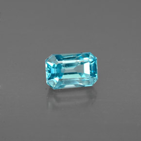 1.22カラットの天然ブルージルコン（6.1×4.1 mm・エメラルドカット）