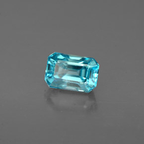 1.22カラットの天然ブルージルコン（6.1×4.1 mm・エメラルドカット）