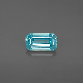 0.88カラットの天然ブルージルコン（6.6×3.6 mm・エメラルドカット）
