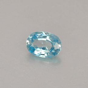 0.70カラットの天然ブルージルコン（5.9×4.2 mm・オーバルカット）