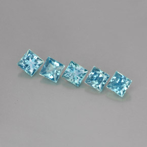 カラットの天然ブルージルコン（3.7×3.6 mm・四角）