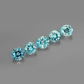 カラットの天然ブルージルコン（4.60 mm・ラウンドカット）