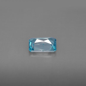 1.35カラットの天然ブルージルコン（7.1×4.8 mm・エメラルドカット）