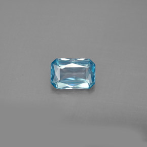 1.12カラットの天然ブルージルコン（7×4.8 mm・エメラルドカット）